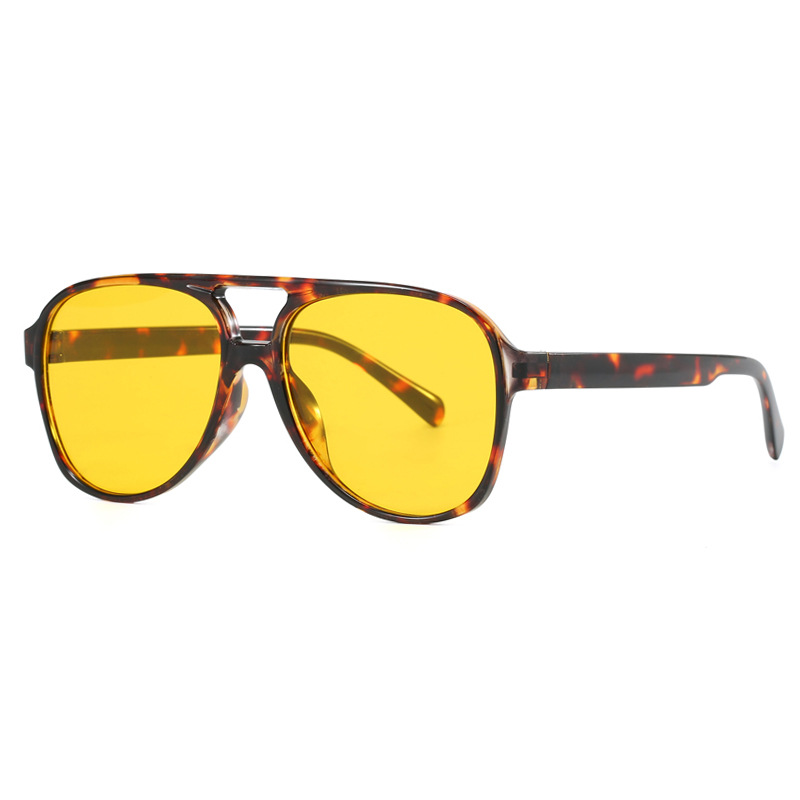 แว่นกันแดดทรงนักบินดีไซน์คลาสส - Vintage Fashion Enthusiasts บทวิจารณ์และราคา