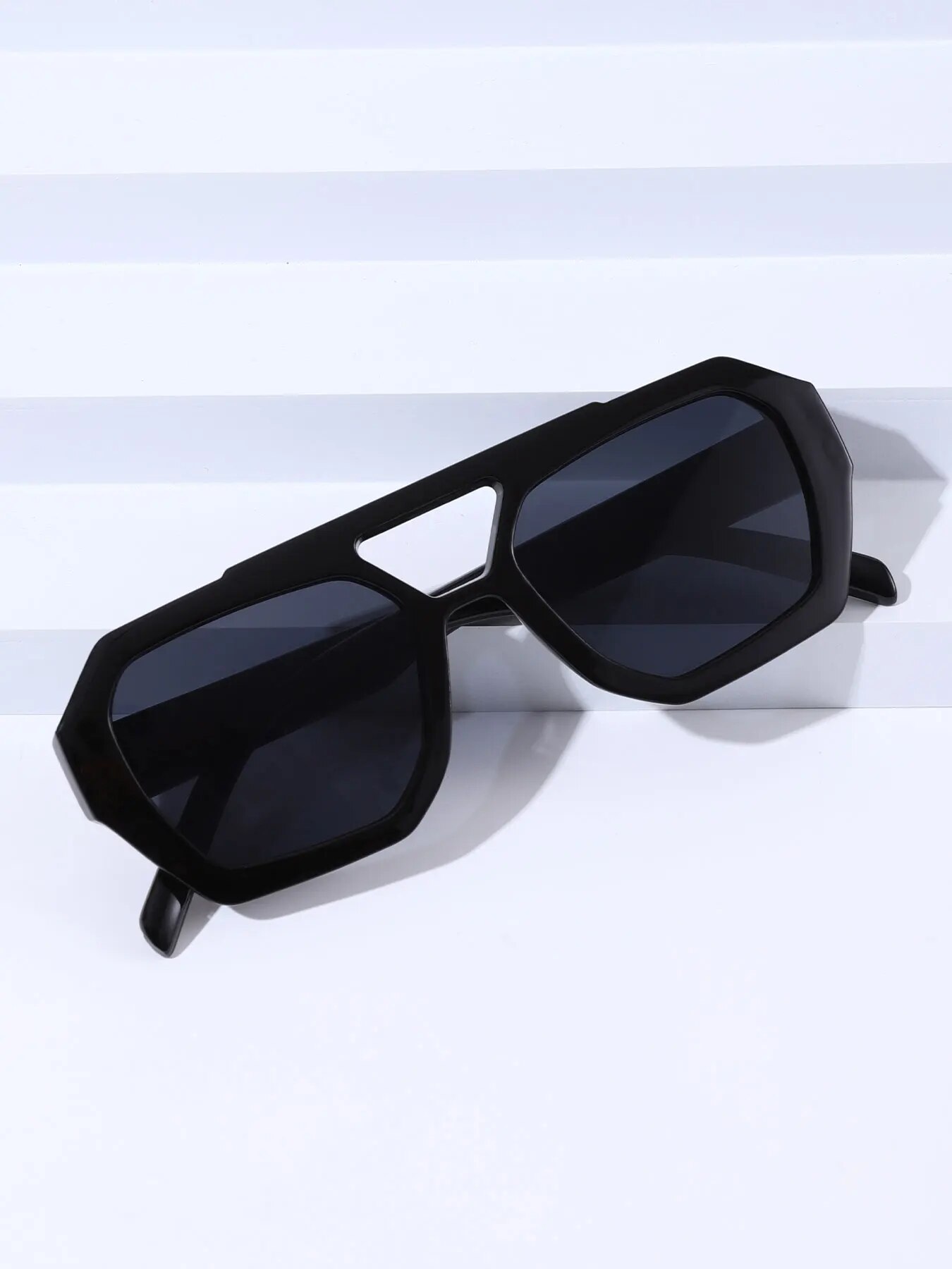 แฟชั่นวินเทจแว่นตากันแดดทรงสี่ - Vintage Fashion Enthusiasts บทวิจารณ์และราคา