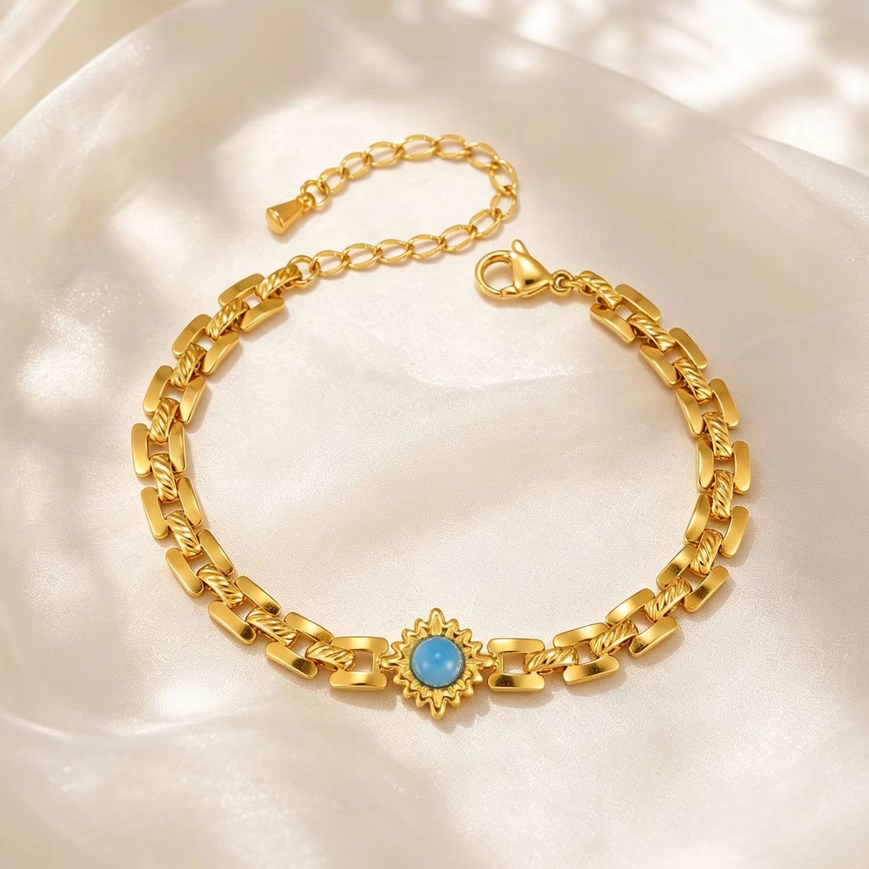 สร้อยข้อมือประดับจี้รูปดวงอาทิ - Vintage Fashion Online บทวิจารณ์และราคา