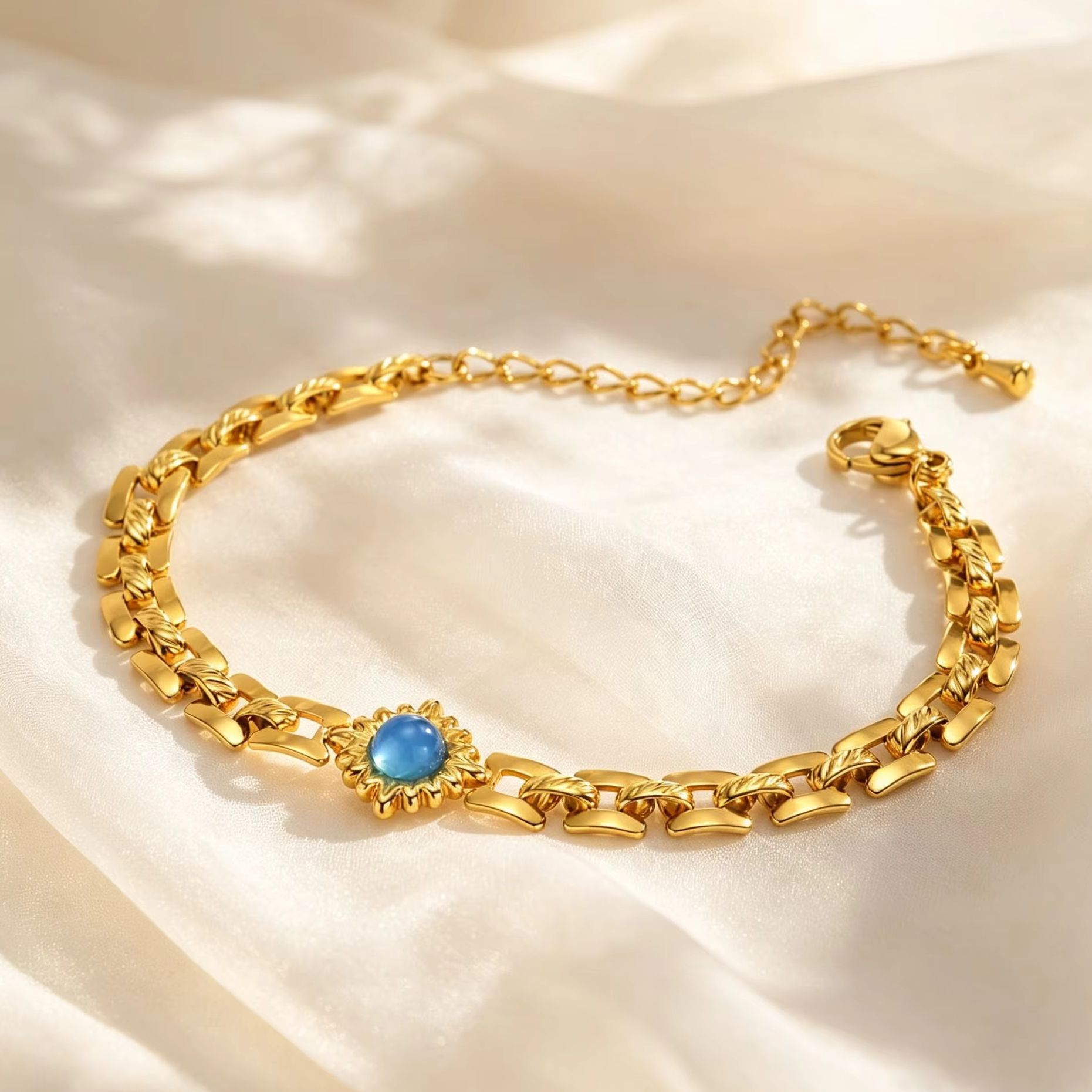 สร้อยข้อมือประดับจี้รูปดวงอาทิ - Vintage Fashion Online บทวิจารณ์และราคา